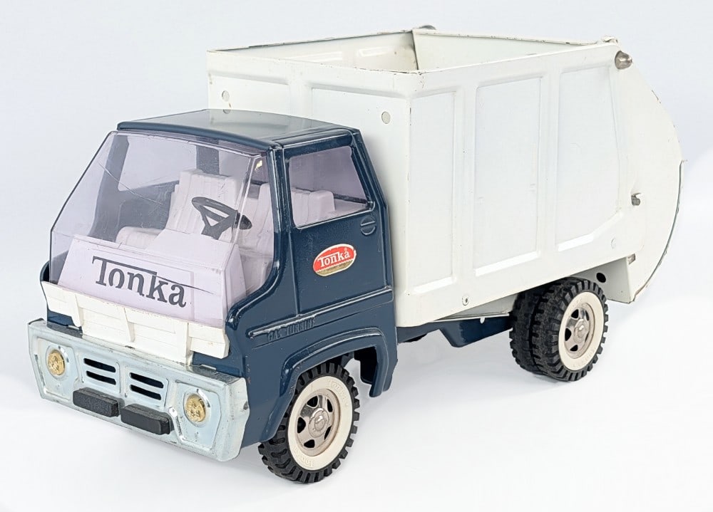 Original Tonka Gas Turbine Garbage Truck (1 of 7)