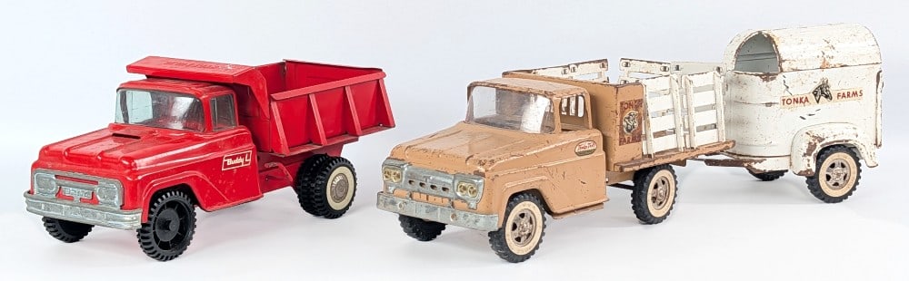 Tonka Farms Stake Bed Truck with Trailer and Buddy L Dump Truck (1 of 11)