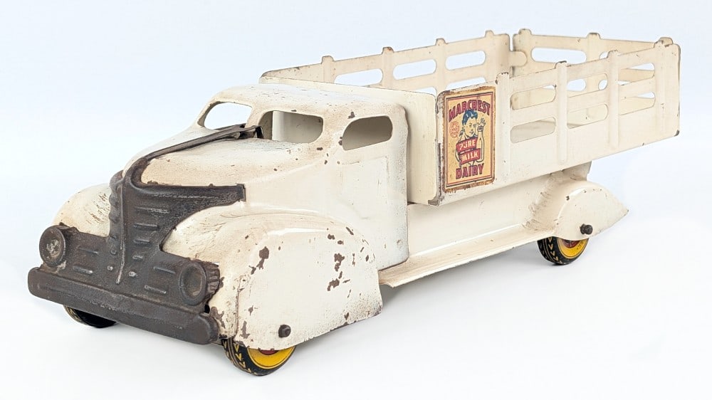 Original Marx Marcrest Dairy Delivery Truck (1 of 7)