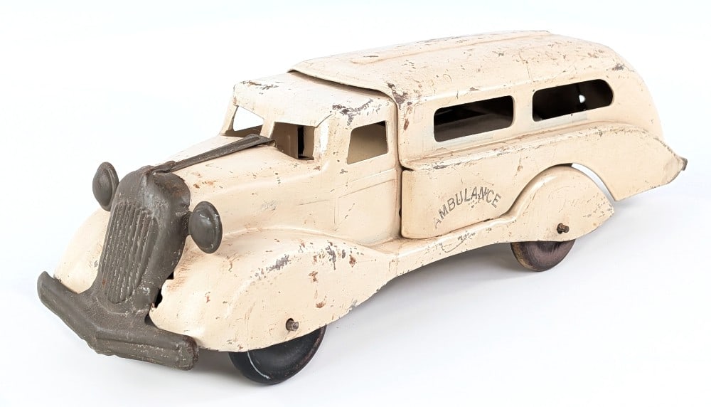 Original Marx Ambulance (1 of 6)