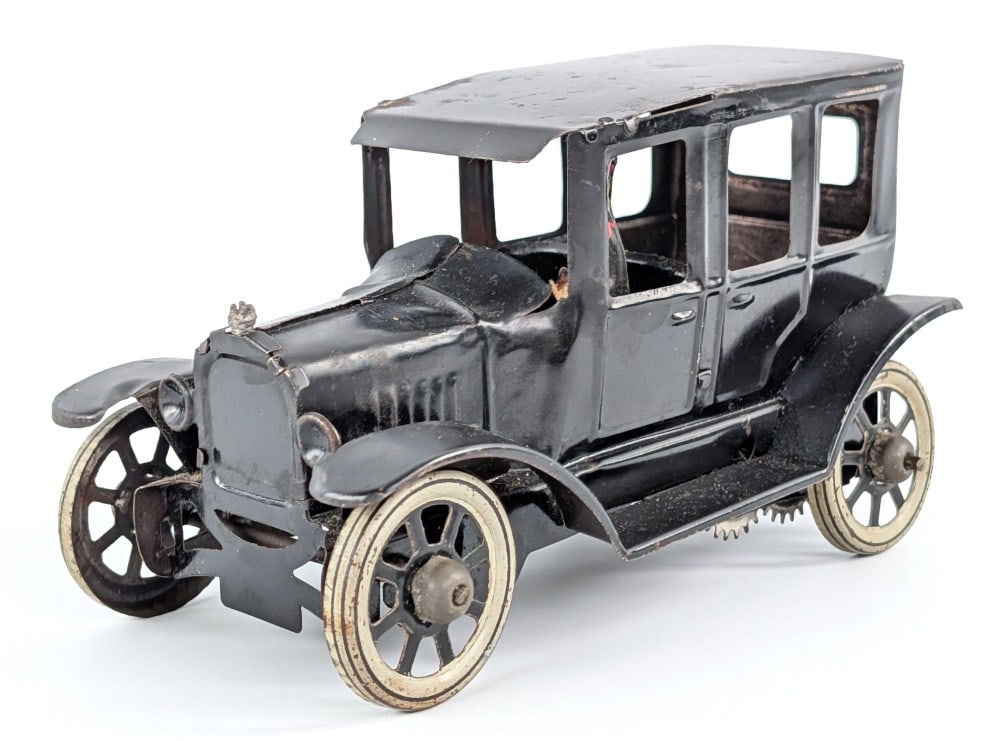 Marx Tin Windup New Flivver Sedan (1 of 7)
