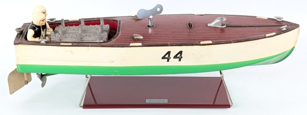 Lionel-Craft No. 44 Clockwork Speed Boat (1 of 9)