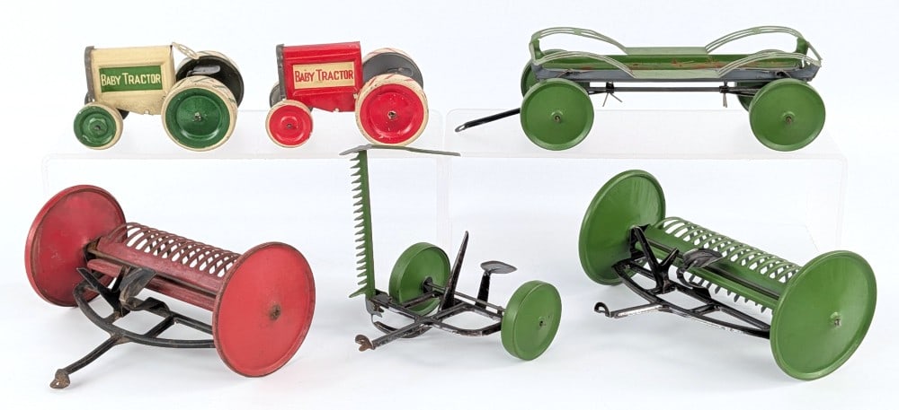 Animate Toy Baby Tractor and Implements (1 of 6)