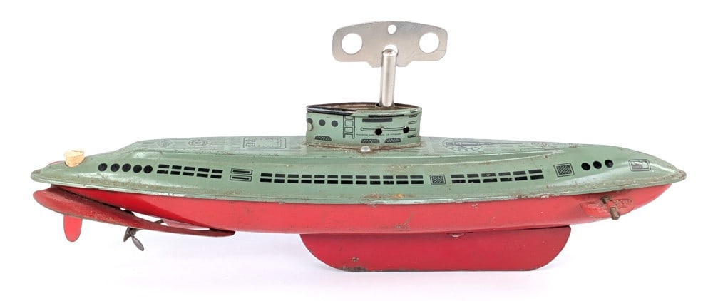 Wolverine Tin Windup Diving Submarine - 3