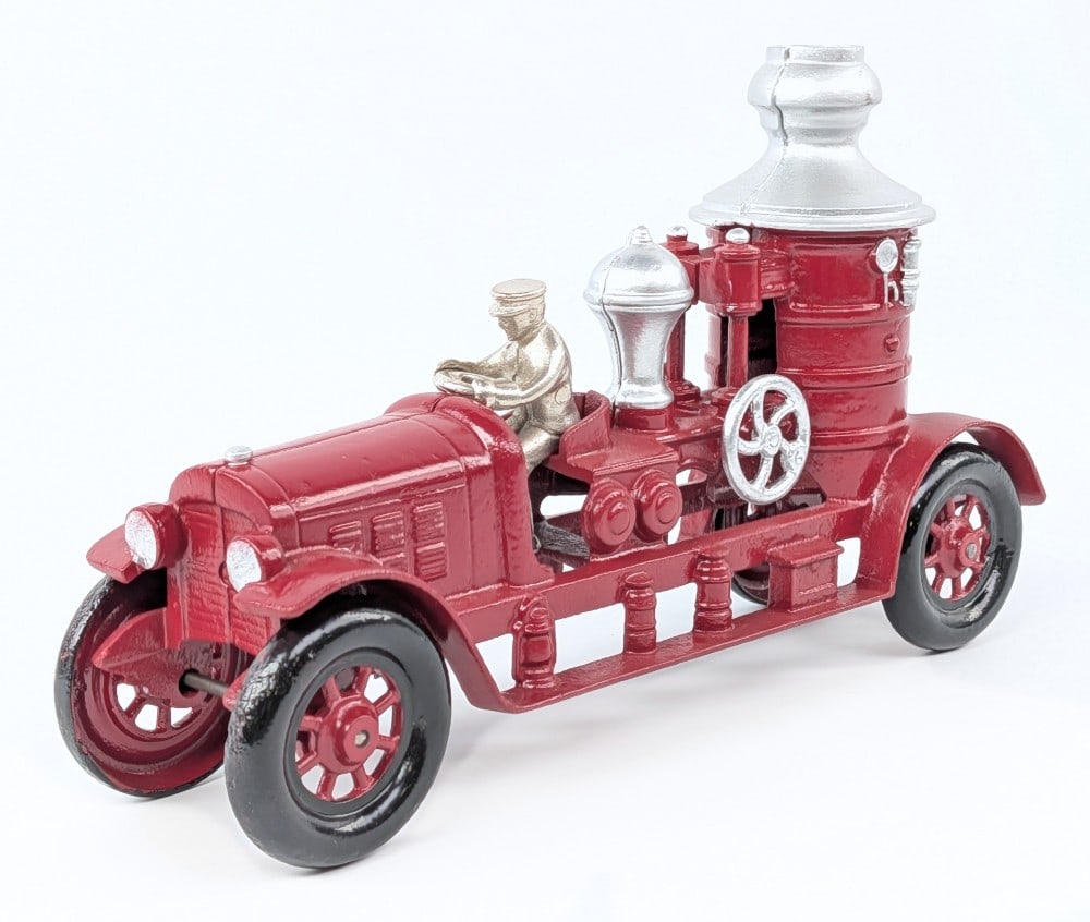 Kenton Cast Iron Fire Pumper Truck (1 of 8)