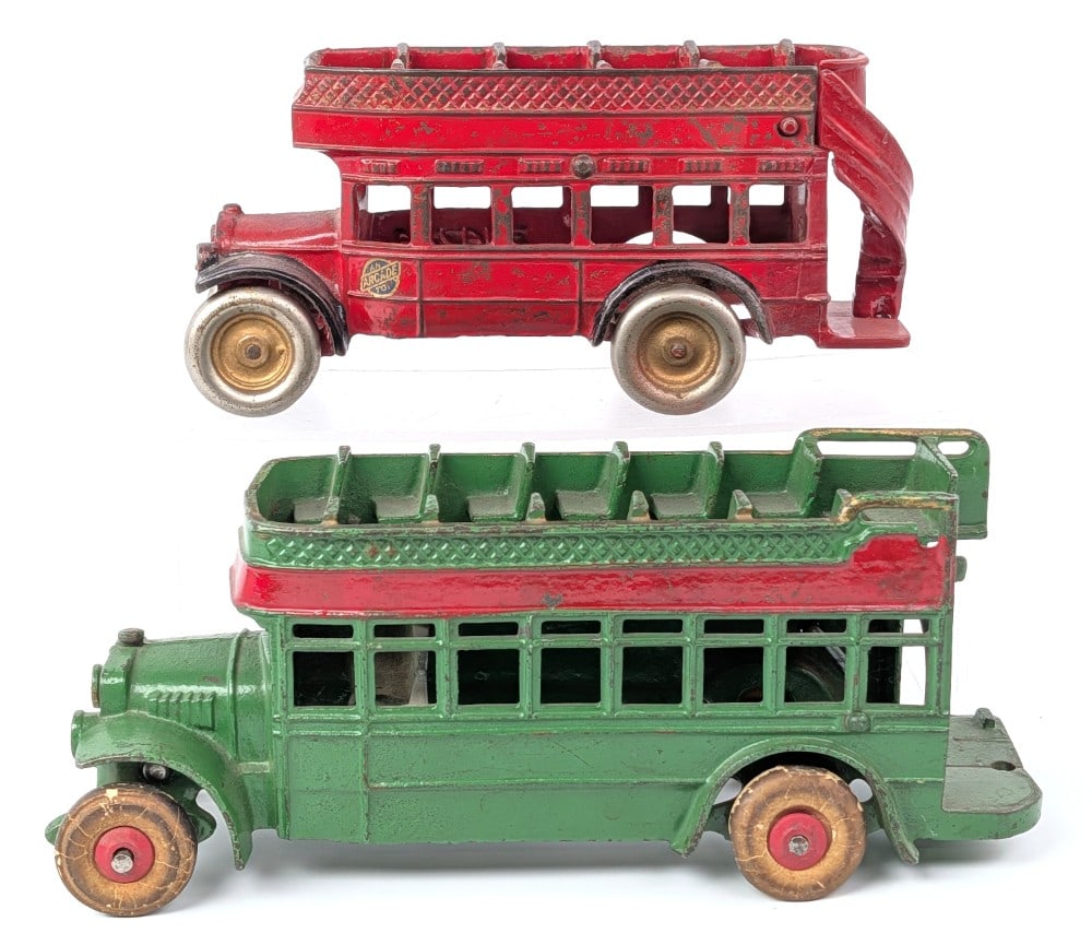 Kenton and Arcade Cast Iron Double Decker Bus (1 of 13)