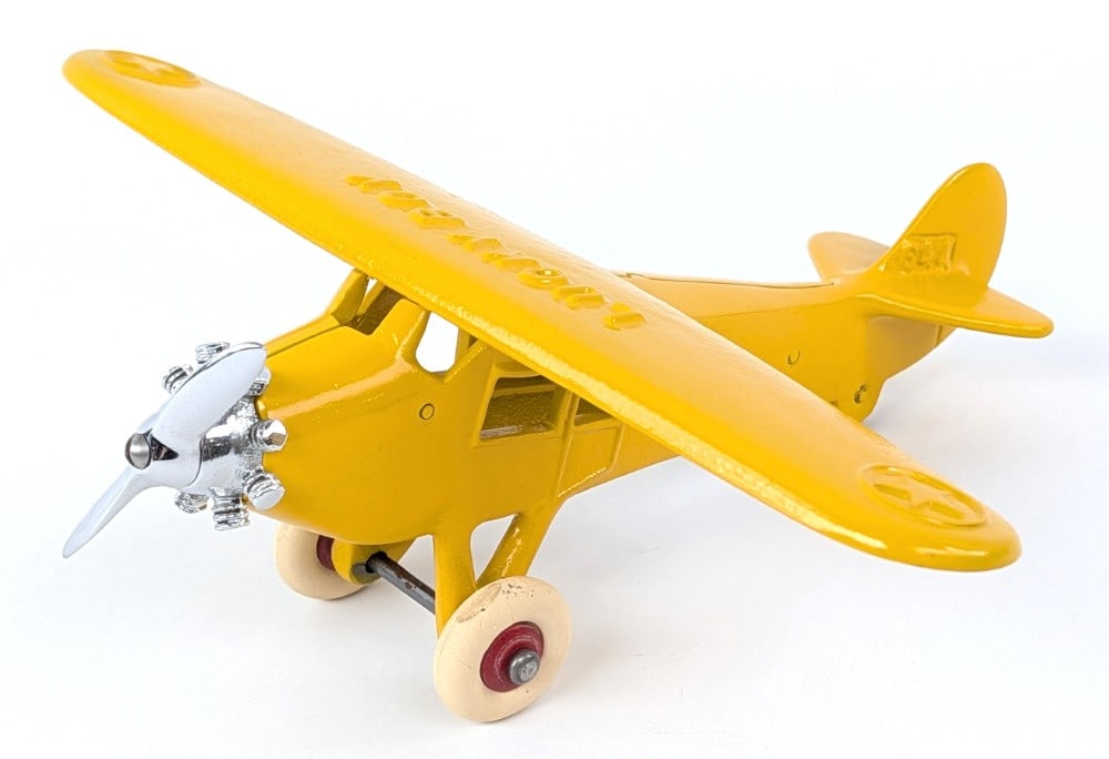 Dent Cast Iron Lucky Boy Airplane (1 of 6)