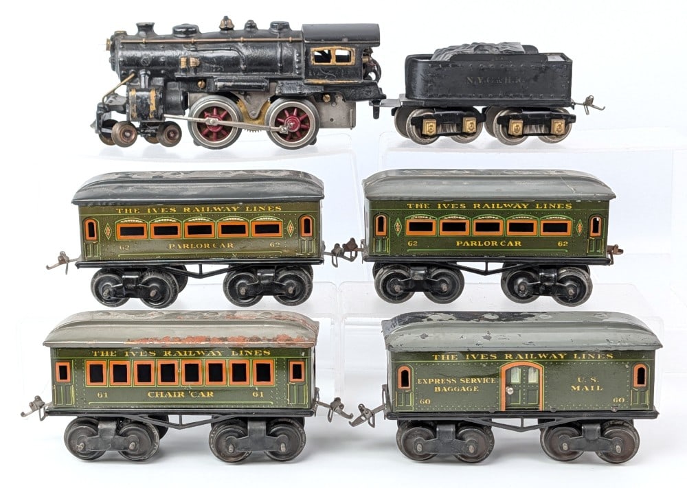 Ives Cast Iron Electric Locomotive with 60 / 61 / 62 Passenger Cars (1 of 6)