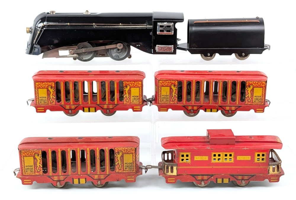 Hoge Circus Train Set (1 of 6)