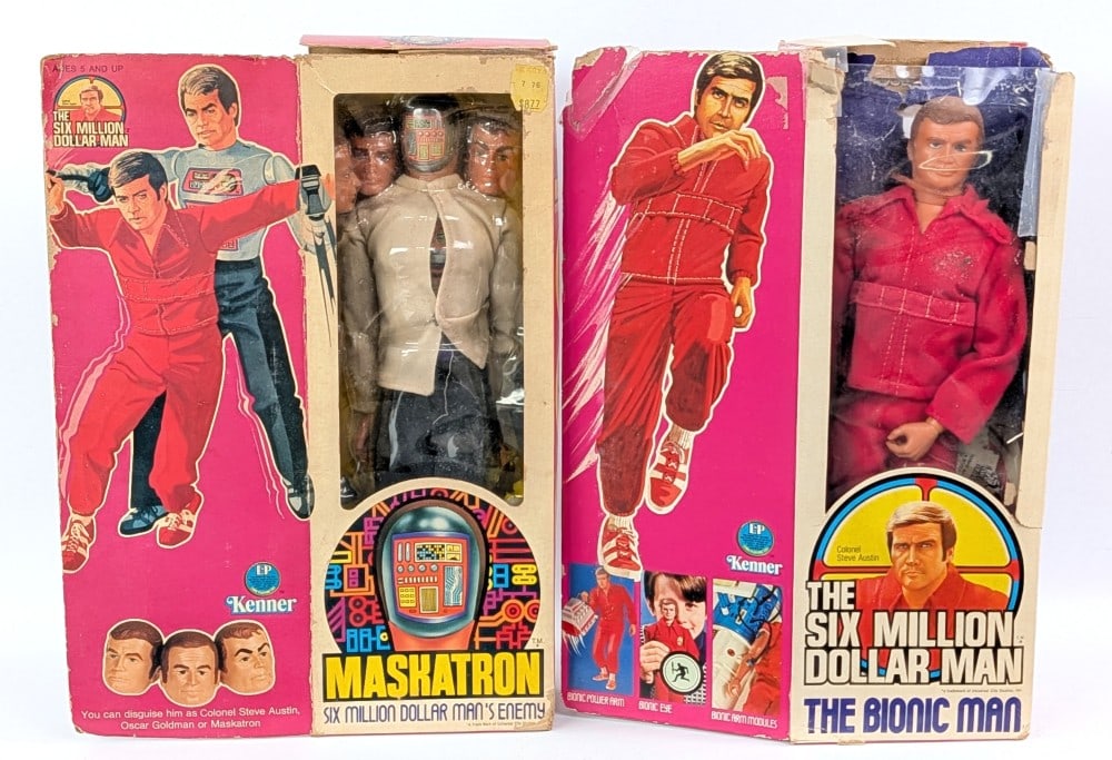 Vintage Kenner The Six Million Dollar Man Maskatron and Bionic Man Figures: Vintage Kenner The Six Million Dollar Man figures. Includes Maskatron and The Bionic Man. Both come in the original packaging but have been opened. Packaging shows wear and tear from age and storage. 