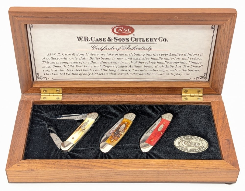 Ltd 2000 Case XX Baby Butterbean Collectors Set: Knives are numbered 497 of 500, and includes a Vintage Stag, Smooth Old Red Bone, and Rogers Jigged Antique Bone. Knives are in like new condition. Overall measures 2-5/8in when closed.