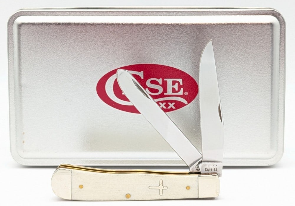 2021 Case XX Cross Smooth White Bone Trapper 6254 w/ Tin: Knife is in like new condition. Overall measures 4-1/8in when closed.