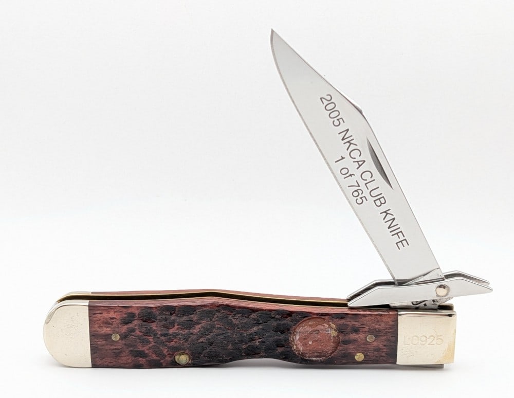Ltd 2005 Case XX NKCA Jigged Bone Cheetah 6111 1/2: Knife is numbered L0925 of 765, and is in nice condition with some light tarnishing on the bolsters and is missing the shield. Overall measures 4-3/8in when closed.