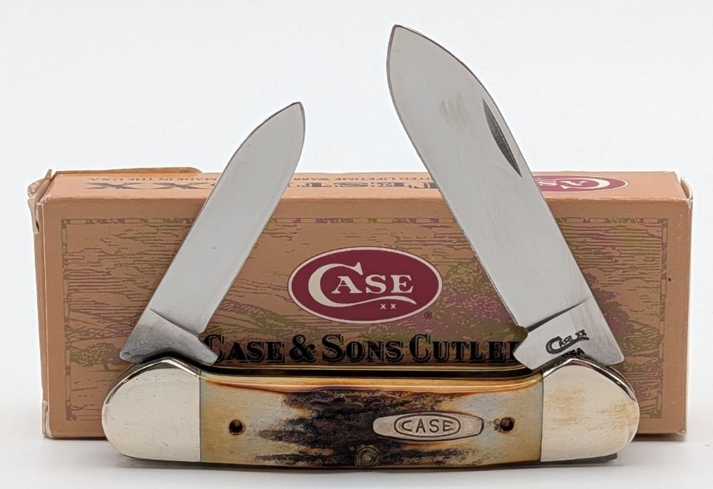 1995 Case XX Stag Canoe Knife 52131 w/ Box: Knife is in very nice condition with light scuffs on the bolsters from handling. Overall measures 3-5/8in when closed.