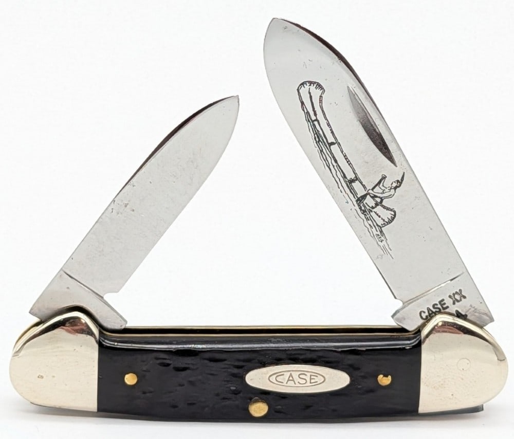 1965-69 Case XX Jigged Bone Canoe Knife 62131: Knife is in very nice condition with light scuffs on the bolsters from handling. Overall measures 3-5/8in when closed.
