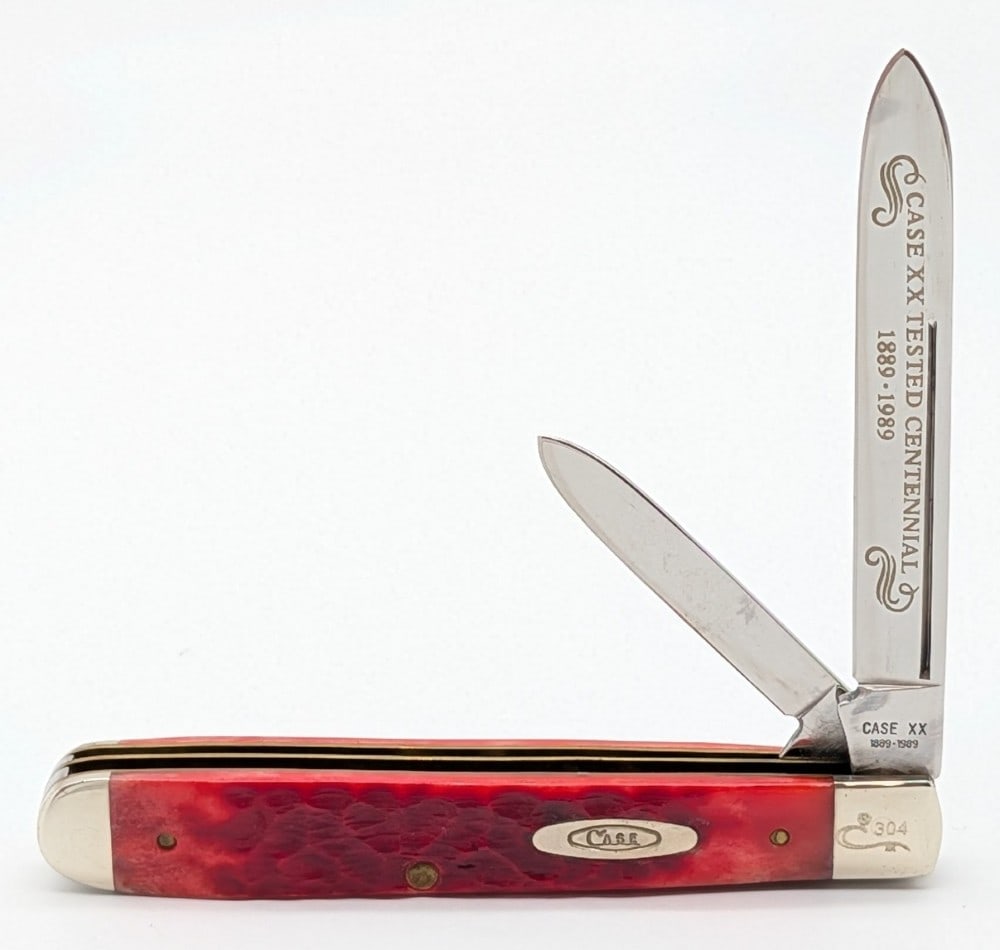 Ltd 1989 Case XX Centennial Red Bone Long Pull English Jack Knife R62019: Knife is numbered 304, and is in very nice condition with light scuffs on the bolsters from handling. Overall measures 4-1/8in when closed.