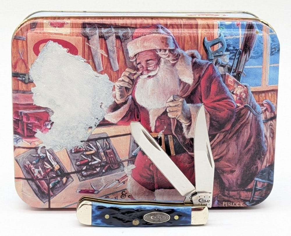 2012 Case XX Collector's Club Blue Bone Tiny Trapper 62154: Knife is in like new condition. Overall measures 2-3/8in when closed.