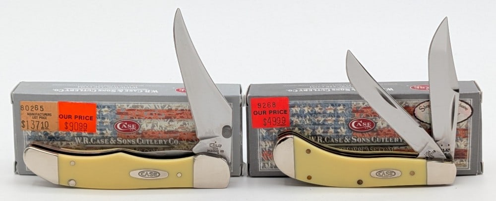 2013 & 18 Case XX Synth Yellow Saddlehorn & Mid Folding Hunter w/ Boxes: Knives are in like new condition. Largest overall measures 4in when closed.
