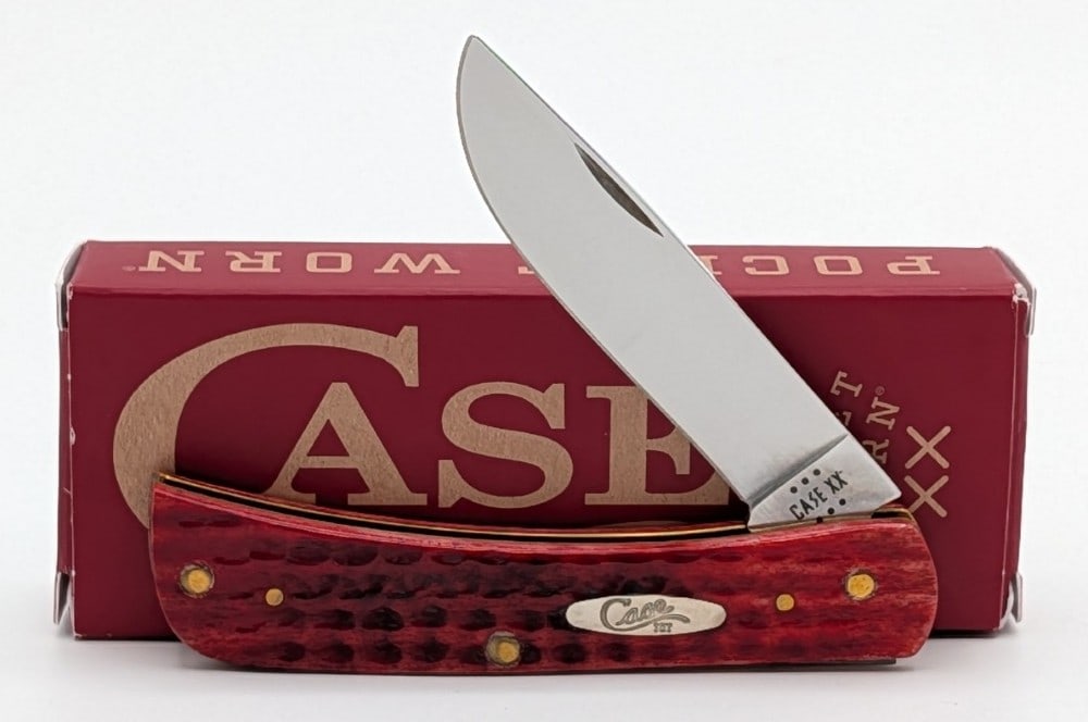 2024 Case XX Pocket Worn Old Red Bone Sod Buster Jr 6137 w/ Box: Knife is in like new condition. Overall measures 3-5/8in when closed.