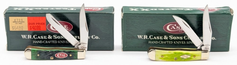 2005 & 07 Case XX Burnt & Lime Green Tiny Trapper 62154 w/ Boxes: Knives are in very nice condition with minimal wear from handling. Overall measures 2-3/8in when closed.