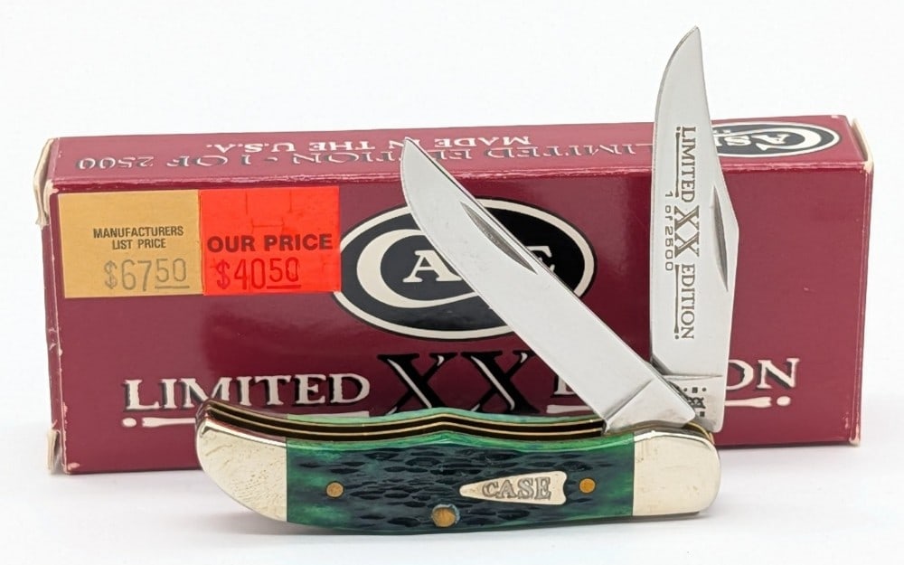 Ltd 2001 Case XX Kentucky Bluegrass Bone Pocket Hunter 62165 w/ Box: Knife is 1 of 2500, and is in very nice condition with minimal wear from handling. Overall measures 2-3/4in when closed.