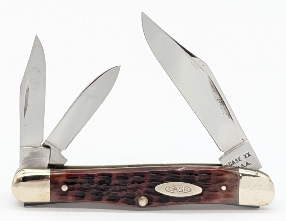 1965-69 Case XX Jigged Bone Whittler 6308: Knife is in very nice condition with light scuffs on the bolsters from handling. Overall measures 3-1/4in when closed.