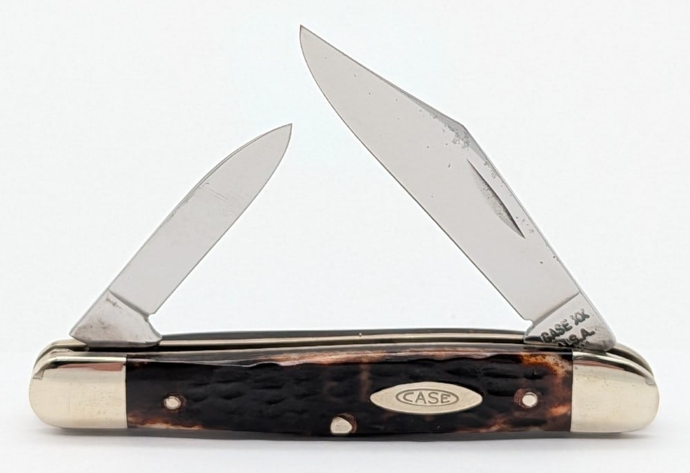 1975 Case XX Jigged Pretty Bone Half Whittler 6208: Knife is in very nice condition with light scuffs on the bolsters from handling. Overall measures 3-1/4in when closed.