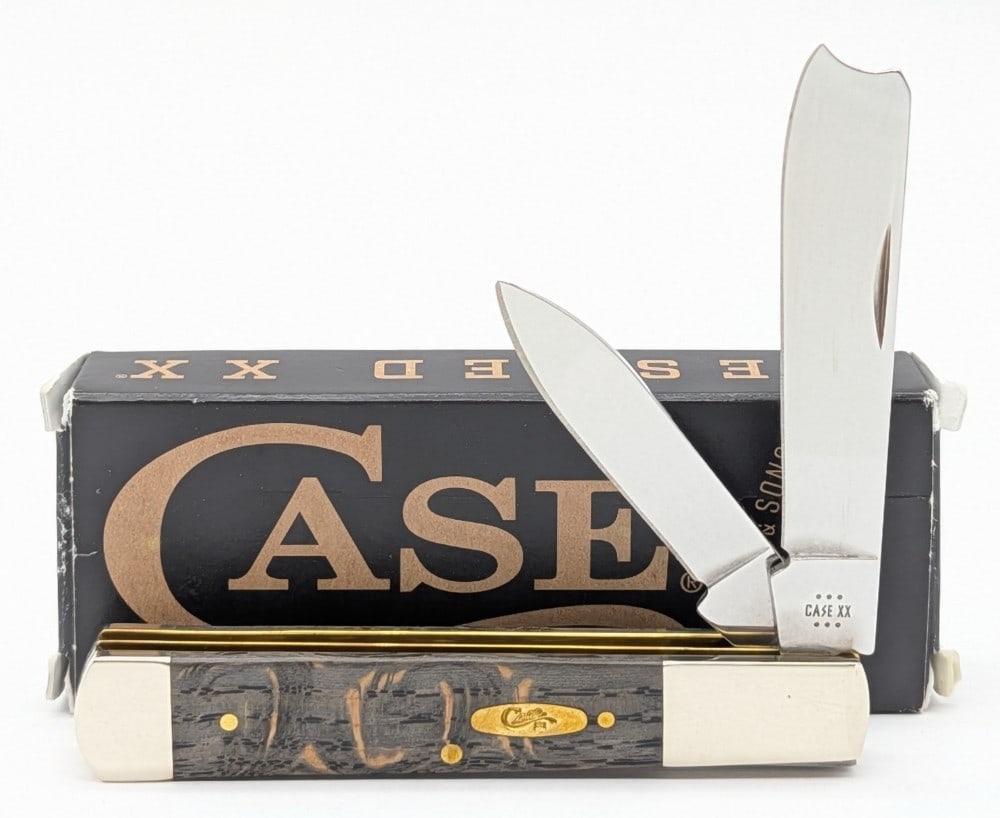 2024 Case XX Black Curly Oak Wood Razor 72005RAZ w/ Box: Knife is in like new condition. Overall measures 4in when closed.