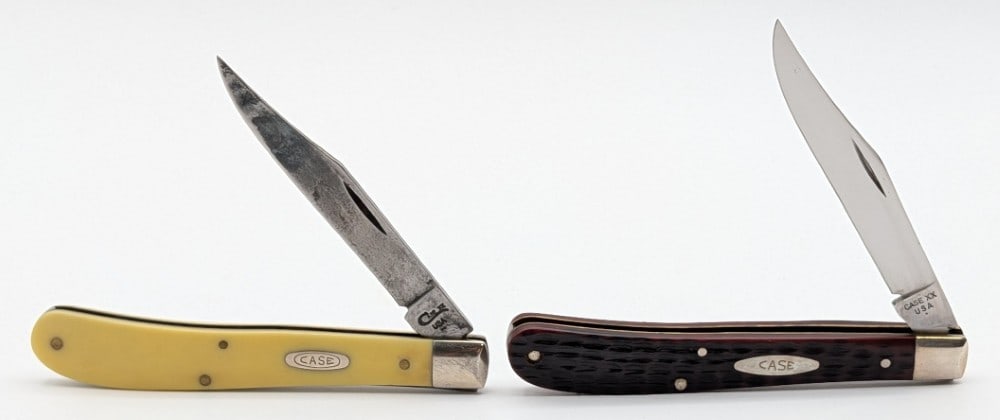 1979 & 98 Case XX Delrin & Synth Yellow Slimline Trappers: Knives are in good and used condition with some heavier scuffs on both sets of bolsters, scratches and material loss on the synth yellow blade, and a nice blade on the delrin knife. Overall measures 4