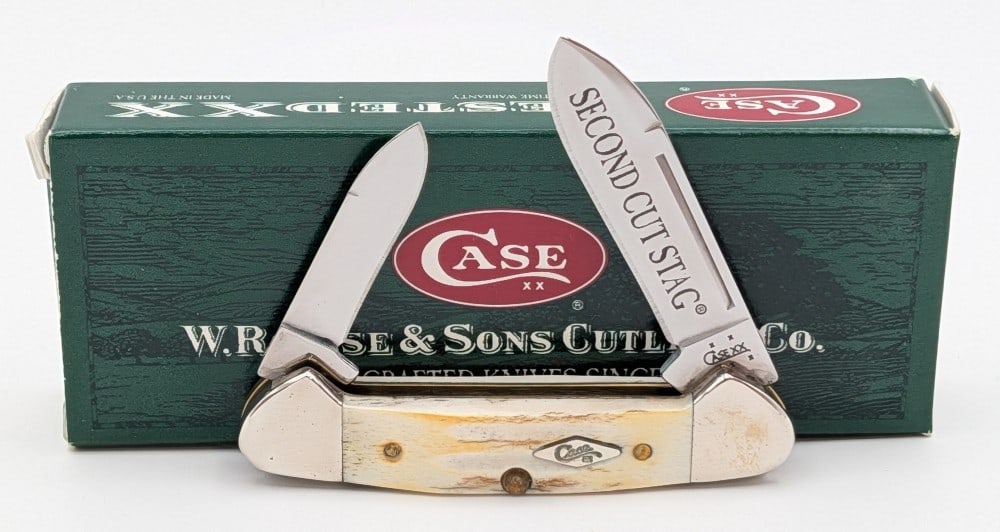 2006 Case XX Second Cut Stag Baby Butterbean 52132 w/ Box: Knife is in like new condition. Overall measures 2-3/4in when closed.