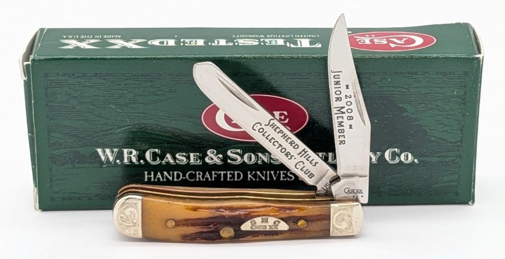 Ltd 2008 Case XX SHCC Jr. Member Vintage Bone Scroll Bolster Tiny Trapper 62154 w/ Box: Knife is numbered 2730A, and is in like new condition. Overall measures 2-3/8in when closed.