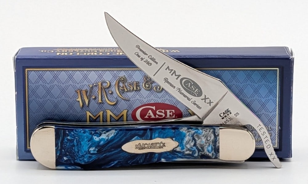Ltd 2020 Case XX Roman Numeral Blue Cloud Corelon Russlock 91953L w/ Box: Knife is 1 of 250, and is in like new condition. Overall measures 4in when closed.