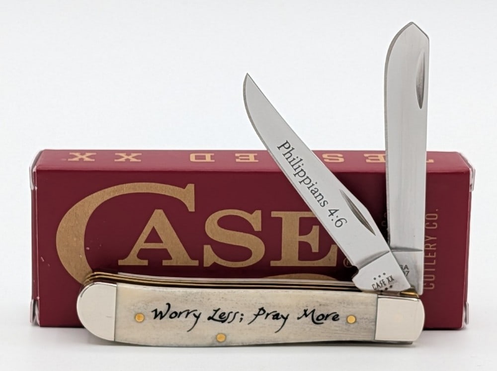 2025 Case XX Religious Natural Bone Mini Trapper 6207 w/ Box: Knife is in like new condition. Overall measures 3-1/2in when closed.