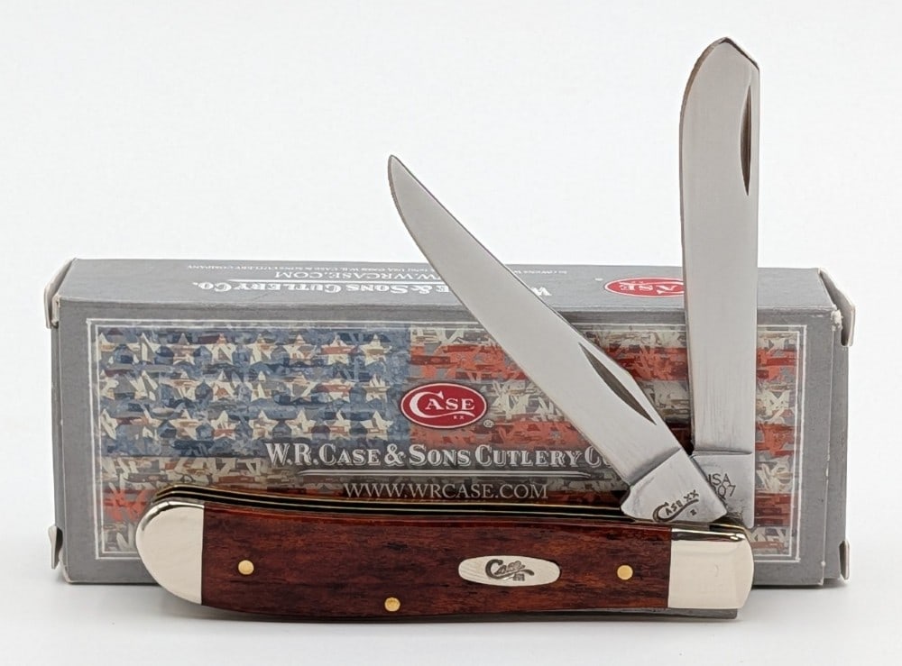 2019 Case XX Smooth Chestnut Bone Mini Trapper 6207 w/ Box: Knife is in like new condition. Overall measures 3-1/2in when closed.