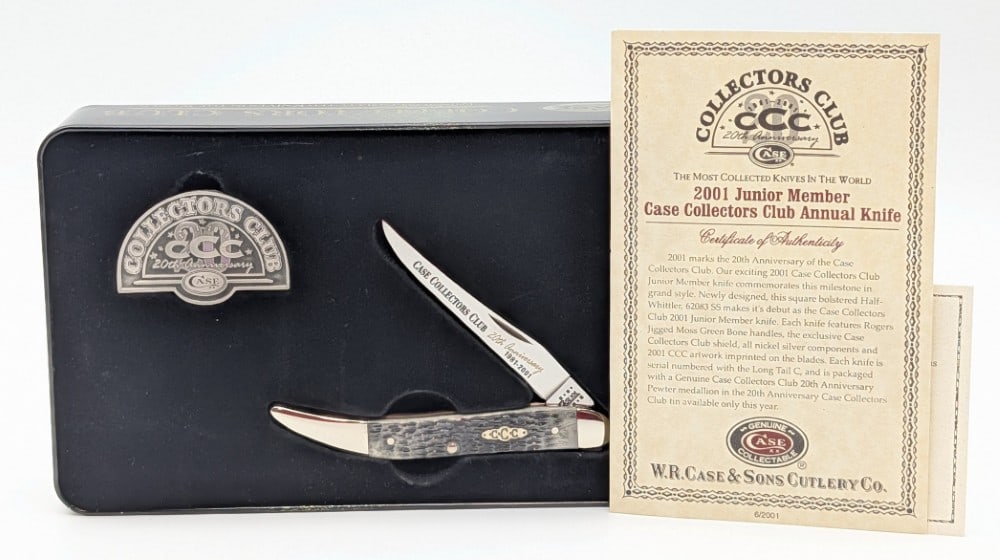 2001 Case XX Collector's Club 20th Anni Moss Green Bone Medium Texas Toothpick 610094 w/ Tin: Knife is in like new condition. Overall measures 4-1/4in when closed.