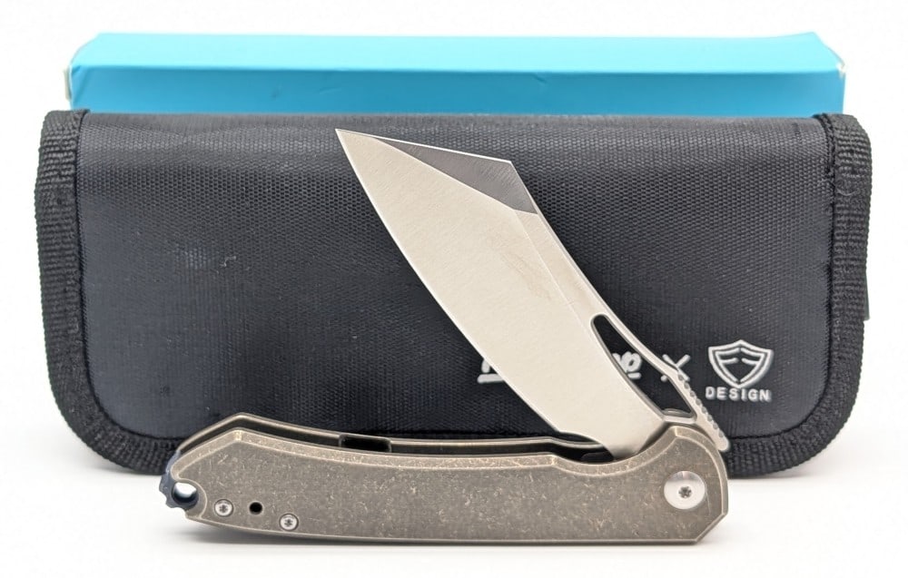 Massdrop Ferrum Forge buc Titanium Frame Lock Cleaver w/ Box: Features a satin finish cleaver blade, a stonewash finish titanium handle, and an anodized titanium spacer and pocket clip. Knife is in very nice condition with minimal wear from handling. Overall