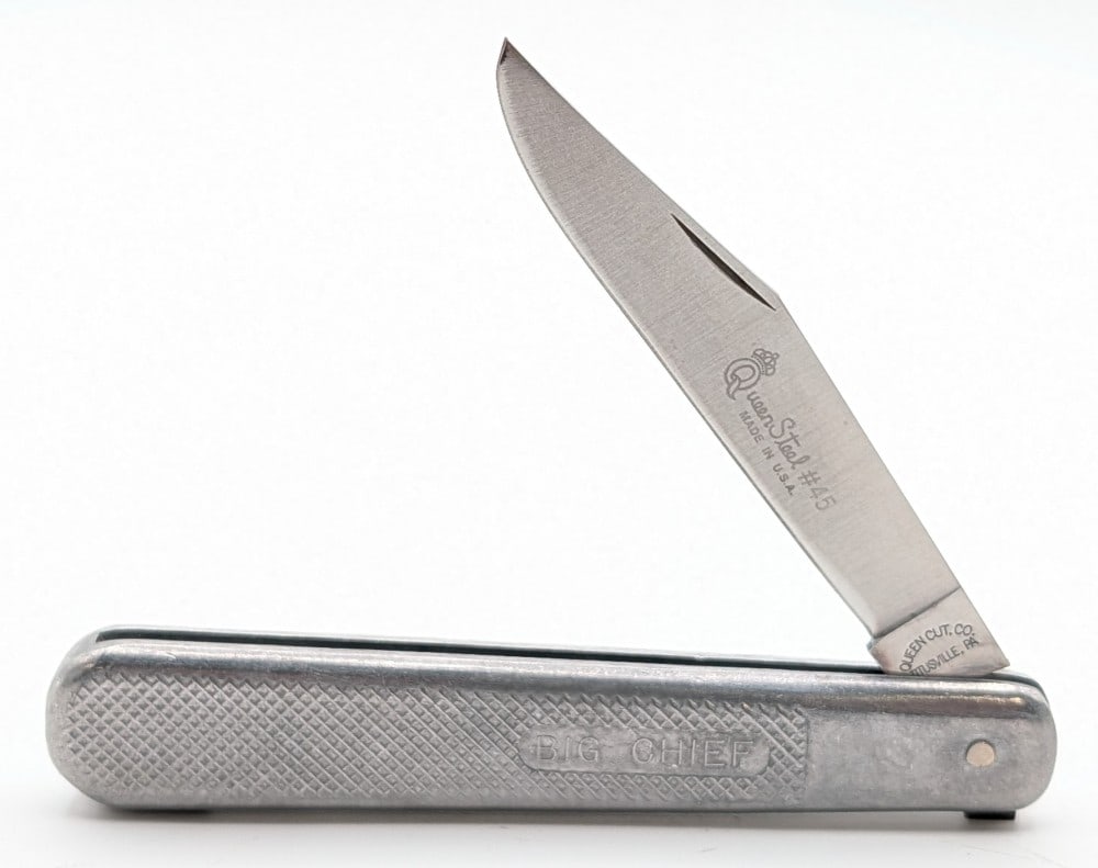 Queen Cutlery Co. Aluminum Big Chief Folding Knife #45: Knife is in very nice condition with light scuffs on the handle from handling. Overall measures 5in when closed.