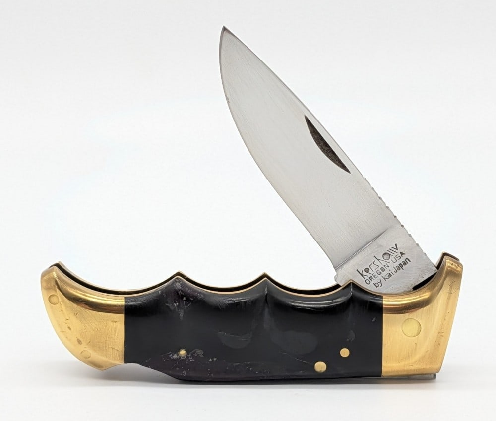 Kershaw Folding Field Finger Groove Lockback Folding Knife: Knife is in good condition with some light scratches on the blade, scuffs and dings on the bolsters, and scratches and finish wear on the handle scales. Overall measures 4-3/4in when closed.