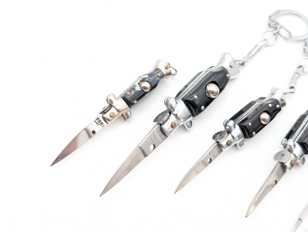 (5) Mini Keychain Switchblade Knives - 2