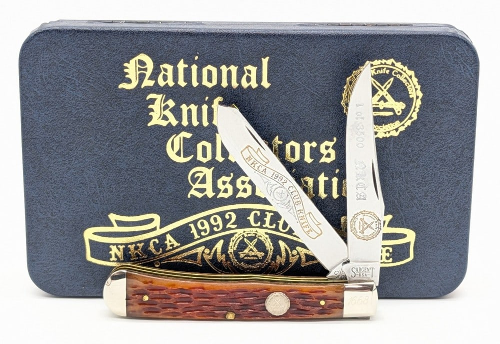 Ltd 1992 Sargent Co. Queen City NKCA Jigged Bone Trapper w/ Case: Knife is numbered 1668 of 3000, and is in like new condition. Overall measures 4-1/8in when closed.