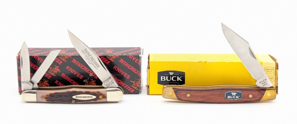 Buck Smooth Wood Jack Knife & Winchester Delrin Swell Center Jack w/ Boxes: Knives are in like new condition. Largest overall measures 4in when closed.
