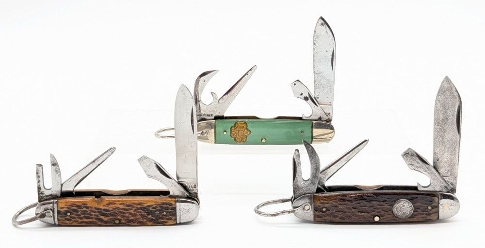 Pal Blade, Camillus, & Kutmaster Scout Camp Knives: Knives are in various used conditions with different amounts of scratches and material loss on the blades, and scuffs and dings on the bolsters from use and age. Overall measures 3-3/4in when closed.