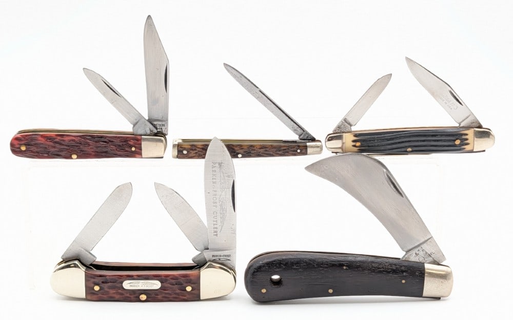 (5) Vtg Jigged Bone, Wood, & Delrin Folding Knives (1 of 8)