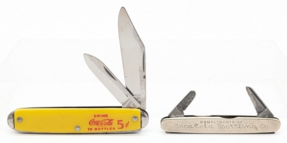 Kastor & Bros & Unk Brand Coca-Cola Advertising Knives: Knives are in worn condition with material loss on the blades, and other scuffs and scratches from use and handling. Largest overall measures 3-1/2in when closed.