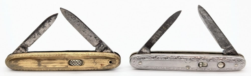 Schrade Walden & Flylock Metal Double Switchblade Knives: Knives are in fair condition with heavy scratches and tarnishing on the blades, and scuffs and tarnishing on the handles. None of the blade springs work particularly well. Overall measures 2-7/8in