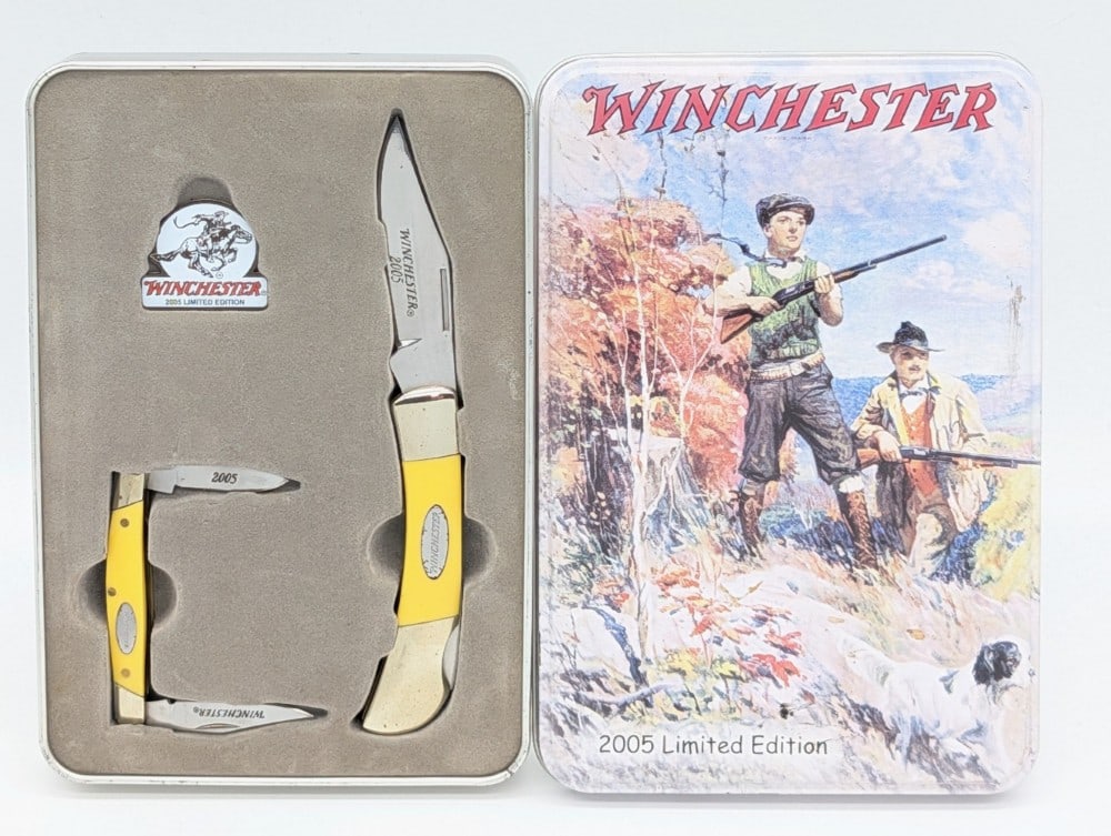 Ltd 2005 Winchester Synth Yellow Knife Set w/ Tin: Knives are in very nice condition with light tarnishing on the bolsters from age. Largest overall measures 3-3/8in when closed.