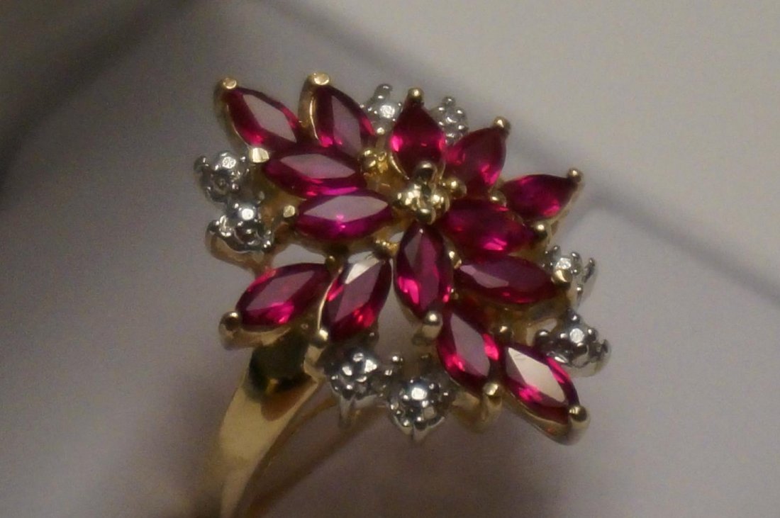 Sterling Silver Ruby and Diamond Ring, 4.7 grams, size: Sterling Silver Ruby and Diamond Ring, 4.7 grams, size 7