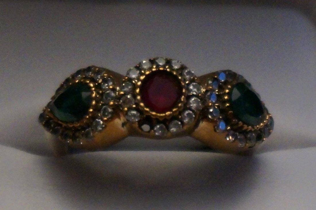 Sterling Silver Genuine Ruby and Emerald Estate Ring,: Sterling Silver Genuine Ruby and Emerald Estate Ring, 3.9 grams, size 8.5
