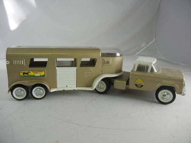 Nylint truck and horse cheap trailer