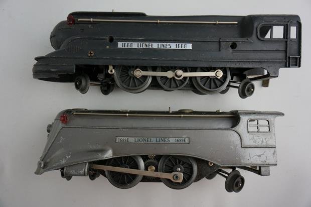 Lionel Prewar Lot of 2 #1689E 2-4-2 & #1668 2-6-2: Lionel Prewar Lot of 2 #1689E 2-4-2 & #1668 2-6-2 Locomotives